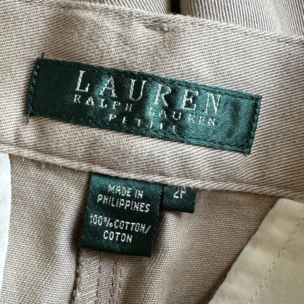 Lauren Ralph Lauren | Womens Size 2P Kakhi Gold Buttons High Rise Bermuda Shorts